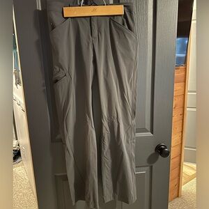 Women’s Gray Patagonia Outdoor/Hiking Pants